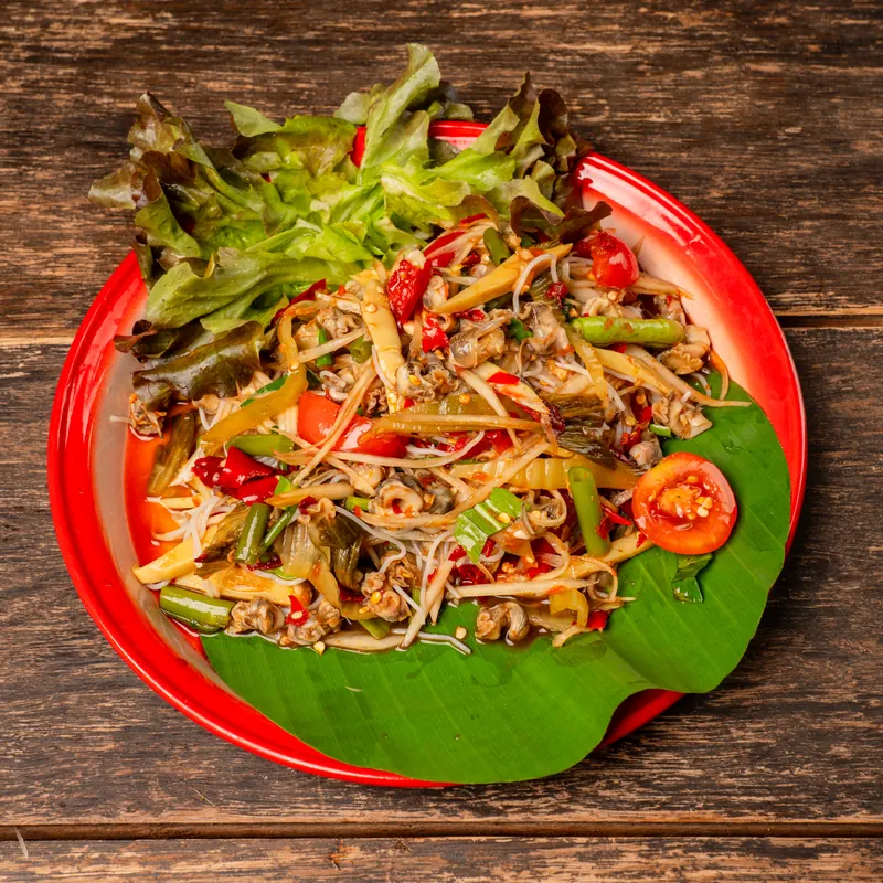 ส้มตำรสแซ่บแบบอีสาน
